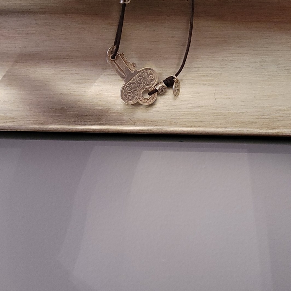 Bundle Gas Bijoux String Key Bracelet And Necklace - image 7